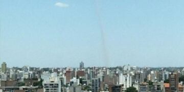 Aparecieron remolinos de polvo en la ciudad de Rosario y alarmó a los vecinos.
