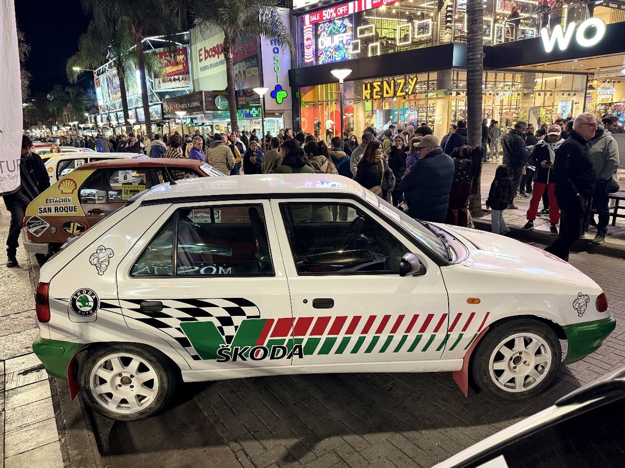 Villa Carlos Paz recibió a las “Leyendas del Rally”
