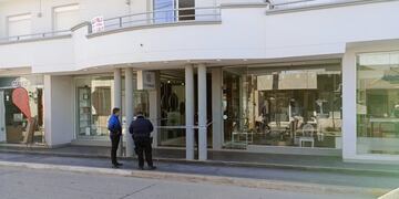 Investigan un presunto femicidio en Villa del Rosario.