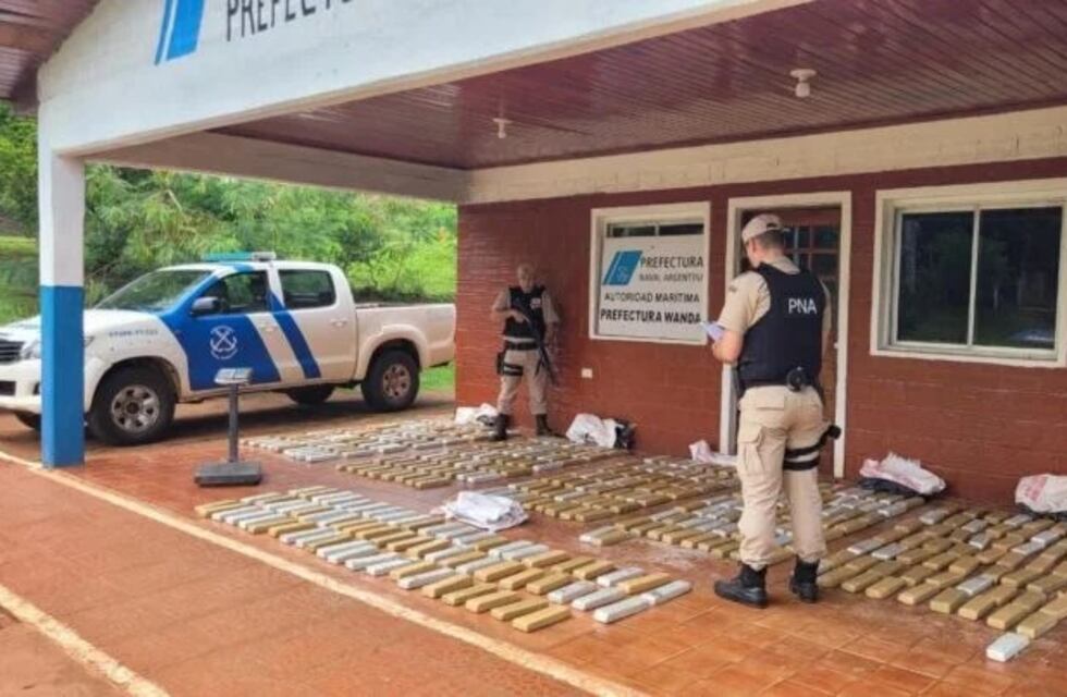 Prefectura Naval Argentina incauta más de 200 kg de marihuana en Puerto Libertad