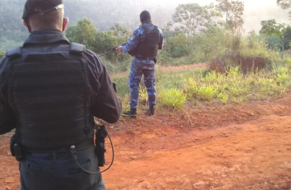 La Policía frustró un contrabando de mercadería en la zona costera de Iguazú