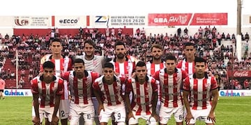 La formación Albirroja empezó con cinco refuerzos, y terminó con nueve jugadores propios\u002E