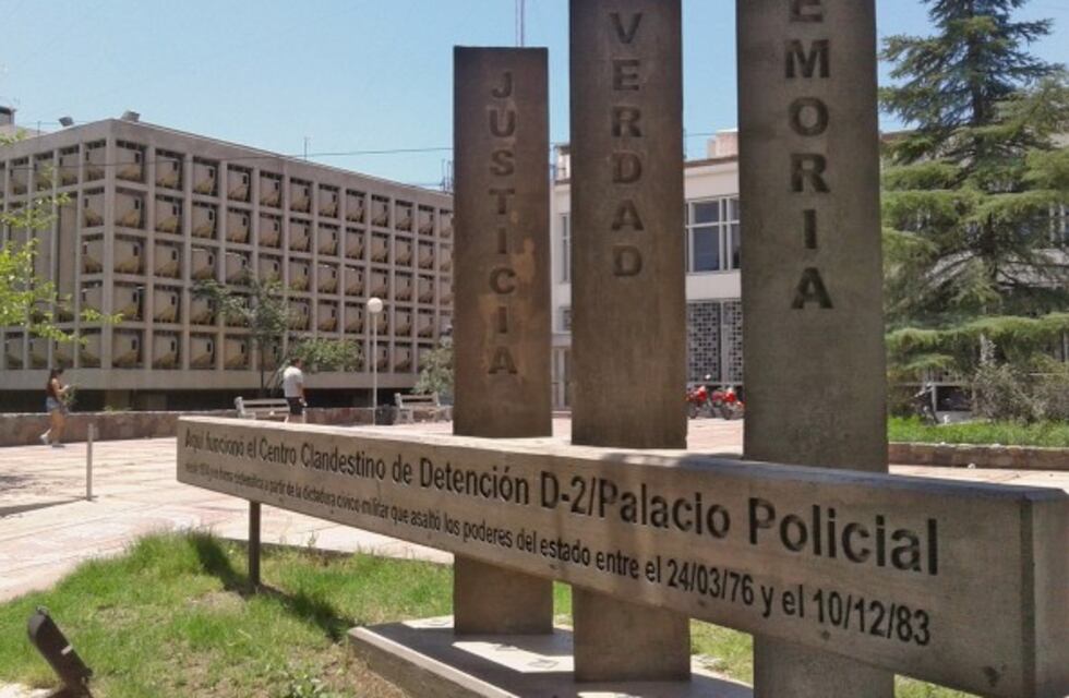 Un ex policía admitió que en el D2 había perseguidos políticos