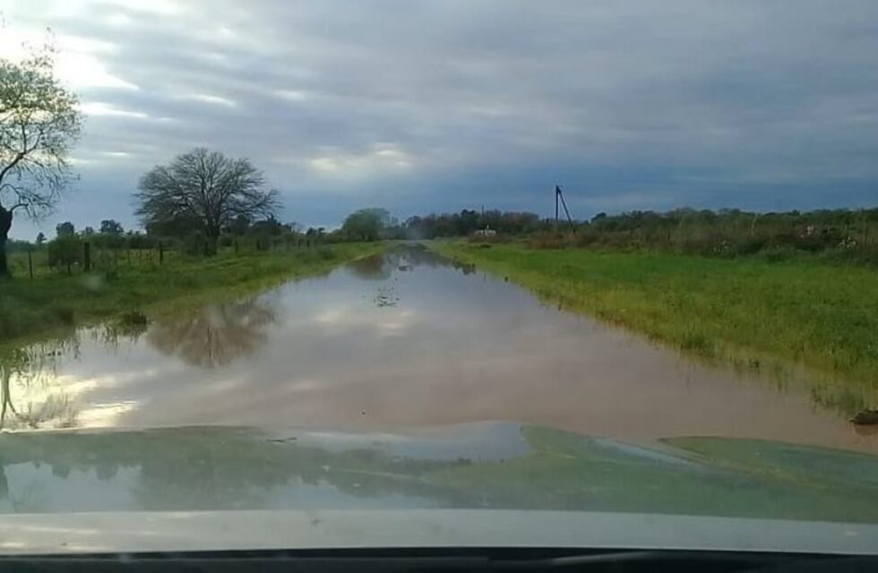 Siete Palmas: Se quejó por el mal estado de los caminos y fue intimidado por la policía