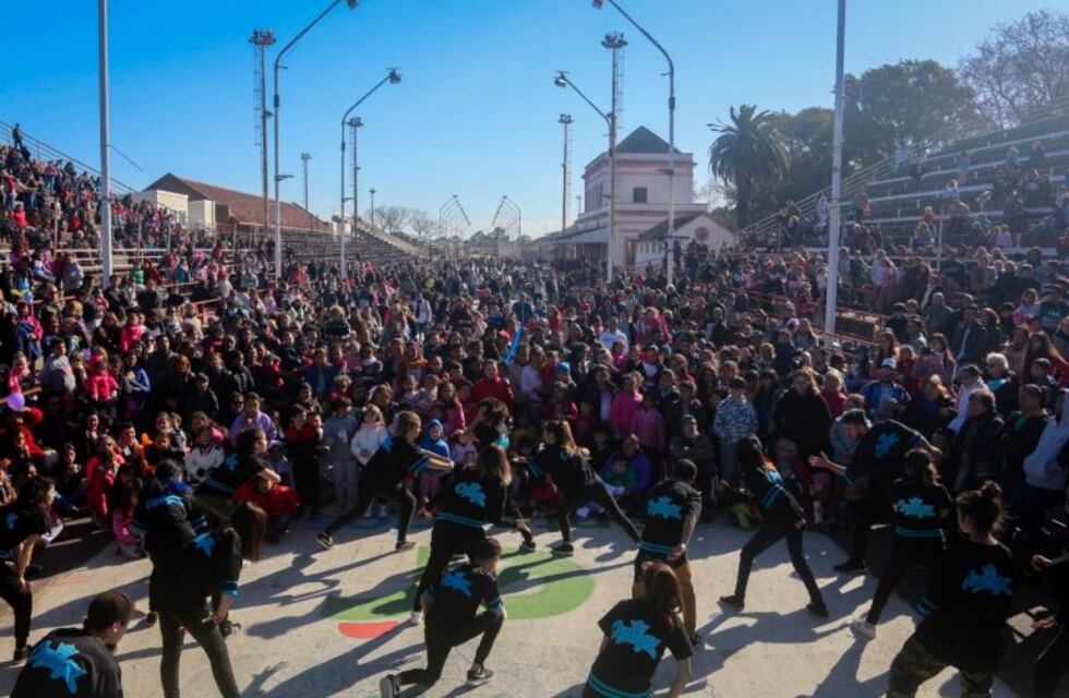 Más de 15 mil personas participaron de los festejos del "Gurisódromo"