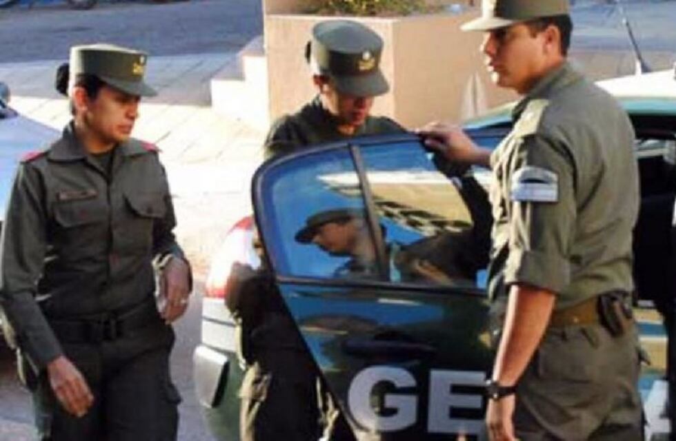 Lo detuvieron en el puente Tancredo Neves: era buscado por Interpol