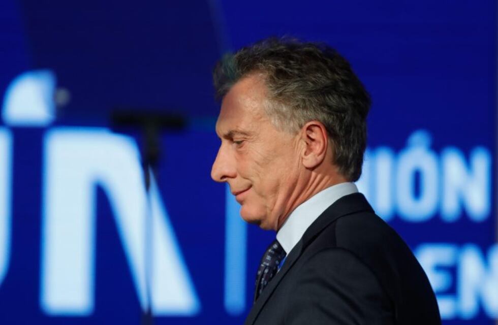 Macri visitó el sur de Santa Fe para recorrer las obras del Belgrano Cargas