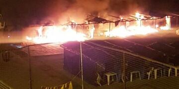 Se incendiaron 18 carpas del balneario Perla Norte de Mar del Plata\u002E