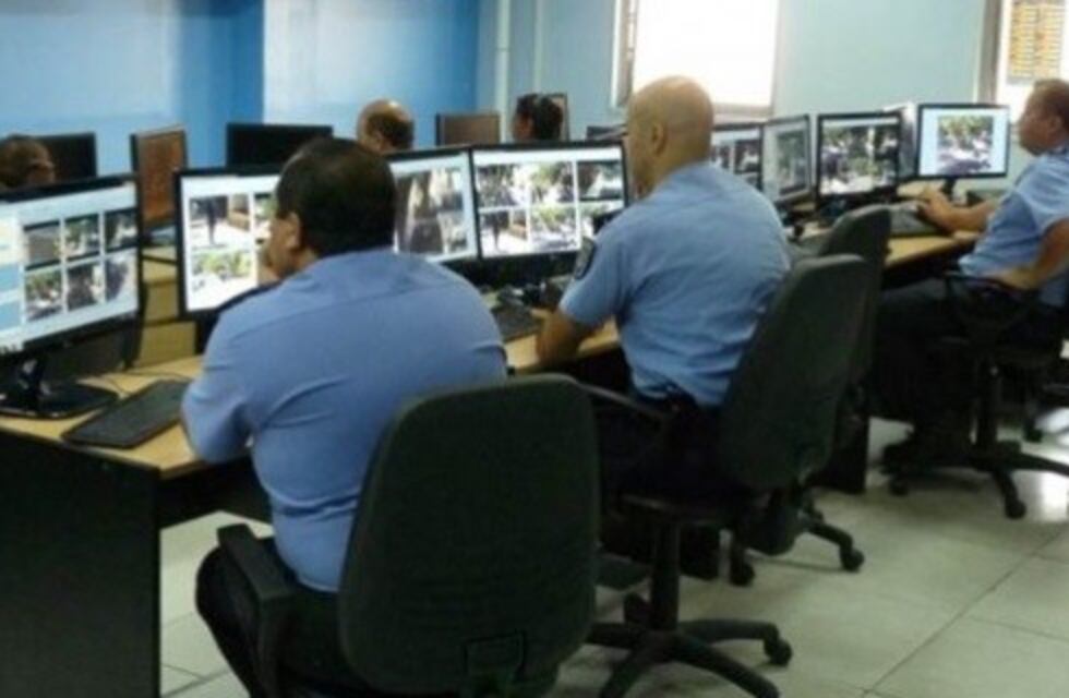 El Ministerio de Seguridad de Mendoza difundió llamadas insólitas al 911