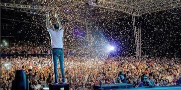 Abel Pintos dio tres shows a sala llena en el Espacio Quality\u002E