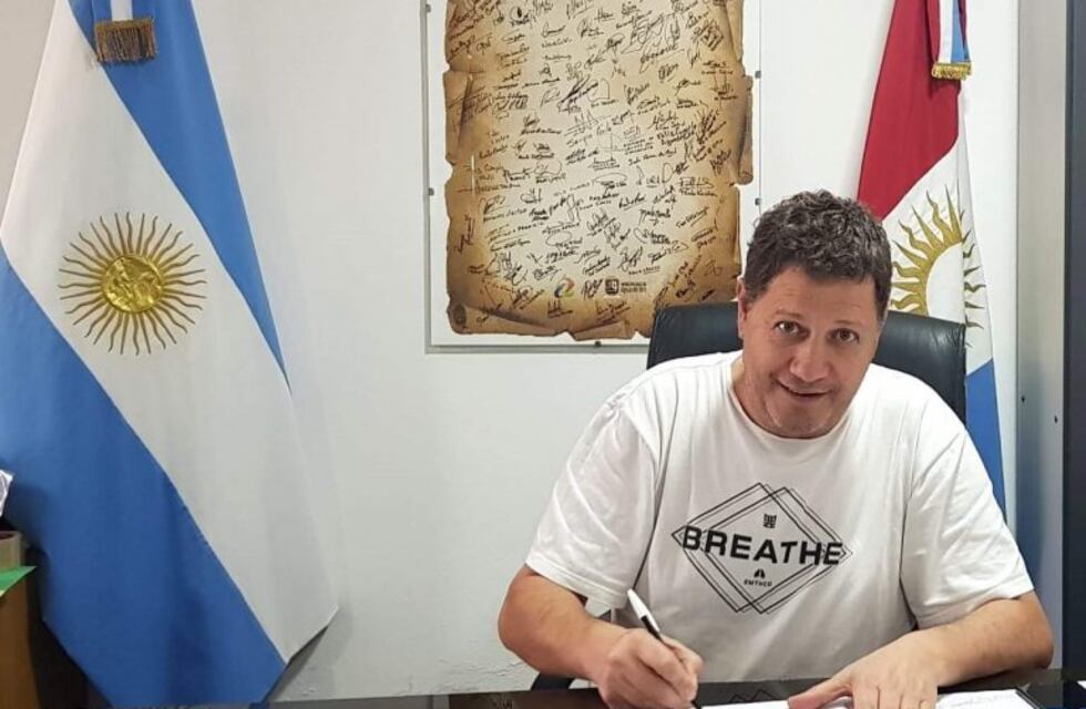 Río Ceballos: Belli firmó el acuerdo salarial más clausula gatillo