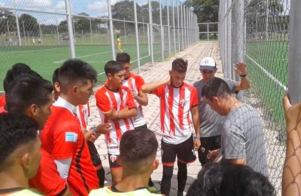 8 de Diciembre cerró su participación en el "Mundialito"