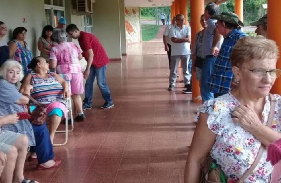 PAMI de Puerto Piray: afiliados reclaman por atención