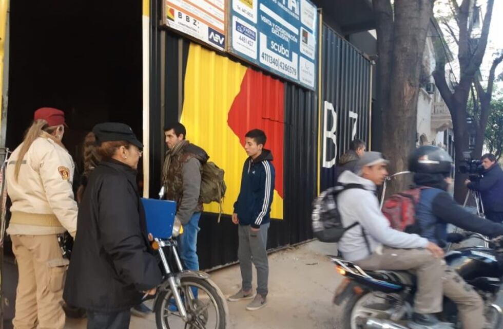 Un obrero cayó al vacío en una construcción en Balcarce al 1400