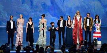 TOPSHOT - The cast of \