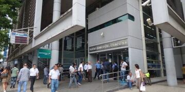 Se definieron horarios y modalidades de atención en los bancos