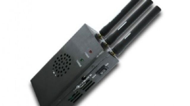 Otro robo con inhibidor de alarmas, en Córdoba.