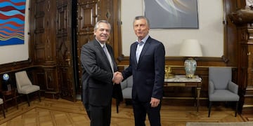 Alberto Fernandez y Mauricio Macri (REUTER)