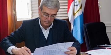 El ministro de Economía, Walter Agosto, dijo que el Gobierno hizo un "esfuerzo financiero importante" para junio.