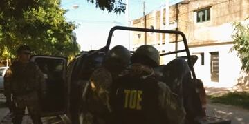 Detuvieron al presunto autor del ataque a testigo clave contra Alvarado (@HernanFunes)