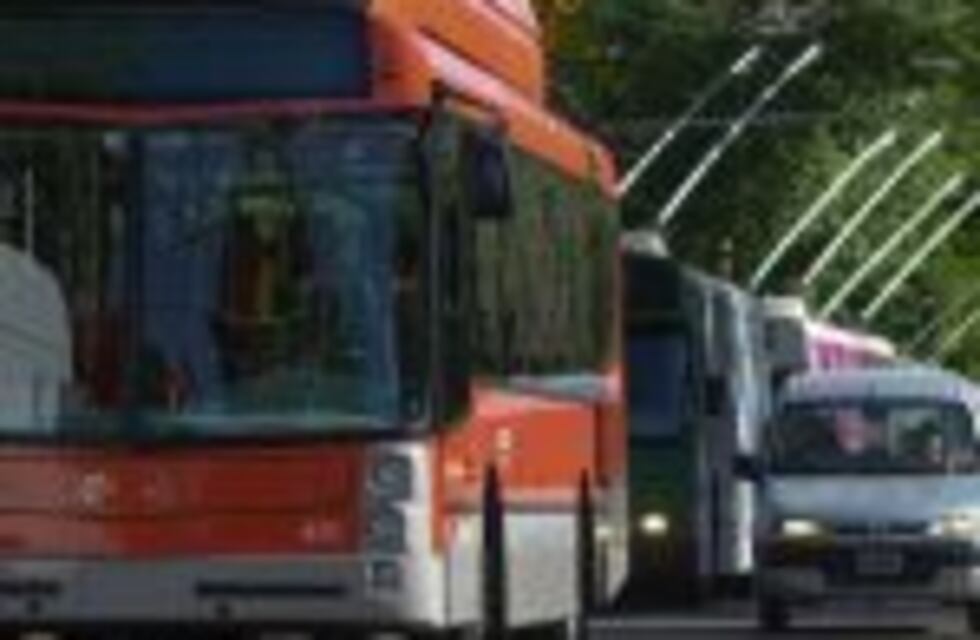 Los troles y el Metrotranvía funcionan con normalidad