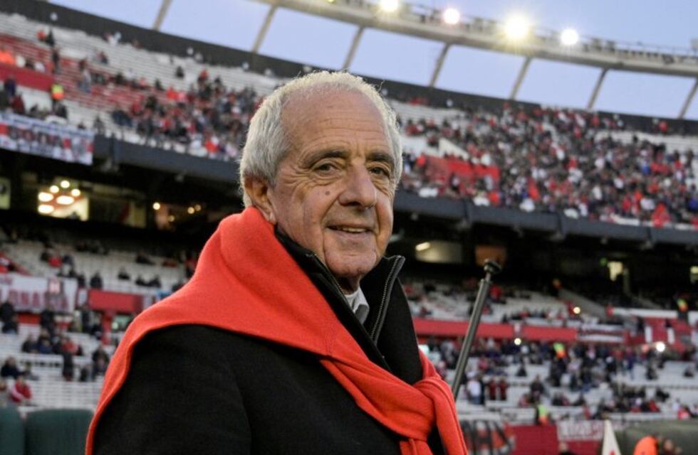 Rodolfo D'Onofrio le respondió a Gustavo Alfaro: "Que vaya a Paraguay y que tome tereré"