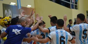 Festejo argentino por el paso a semifinales en el Mundial de Futsal\u002E (MisionesOnline)