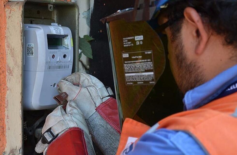 Seguirá detenido un sujeto imputado por 17 hechos de estafa a la EPE y a Litoral Gas