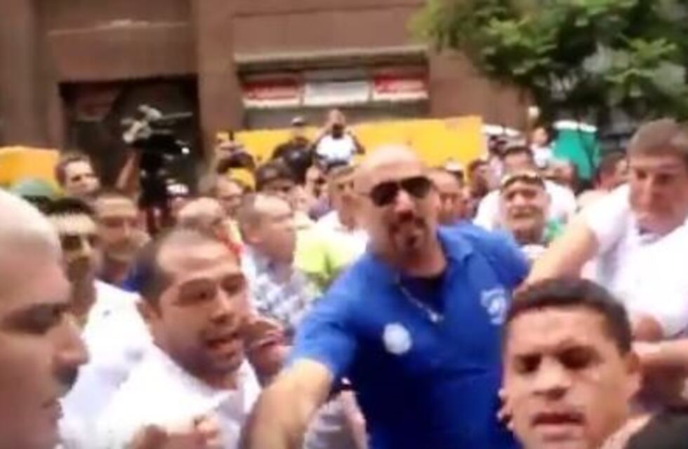 Incidentes en la desconcentración tras el acto de la CGT porque no se le puso fecha al paro general