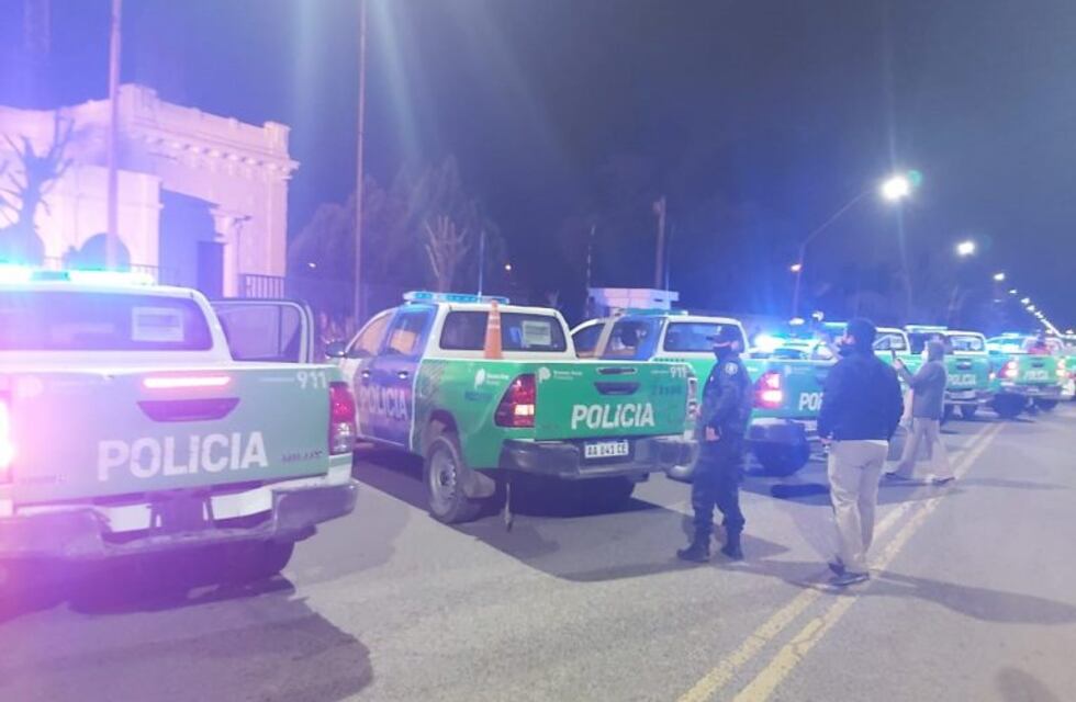 Reclamo de policías bonaerenses en Azul