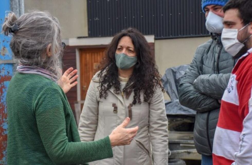 La Municipalidad de Ushuaia realizó tarea de limpieza en el Barrio "La Antena"