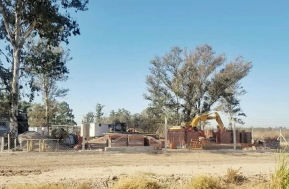 Arroyito: avanzan los trabajos de la obra de cloacas del sector sur