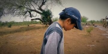 Bruno se traslada cada semana a la localidad de Bermejo para poder estudiar\u002E (CAPTURA DE VIDEO)