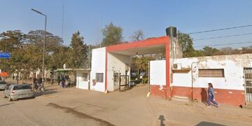 El detenido quedó bajo custodia policial en el Hospital Emilio Mira y López\u002E (Google Street View)