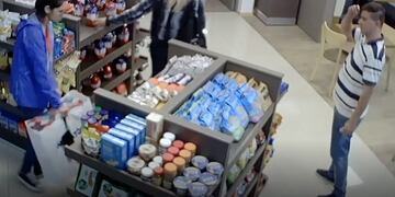 Ladrones robaron huevos de Pascuas con una caja de cartón sin fondo\u002E (Archivo)