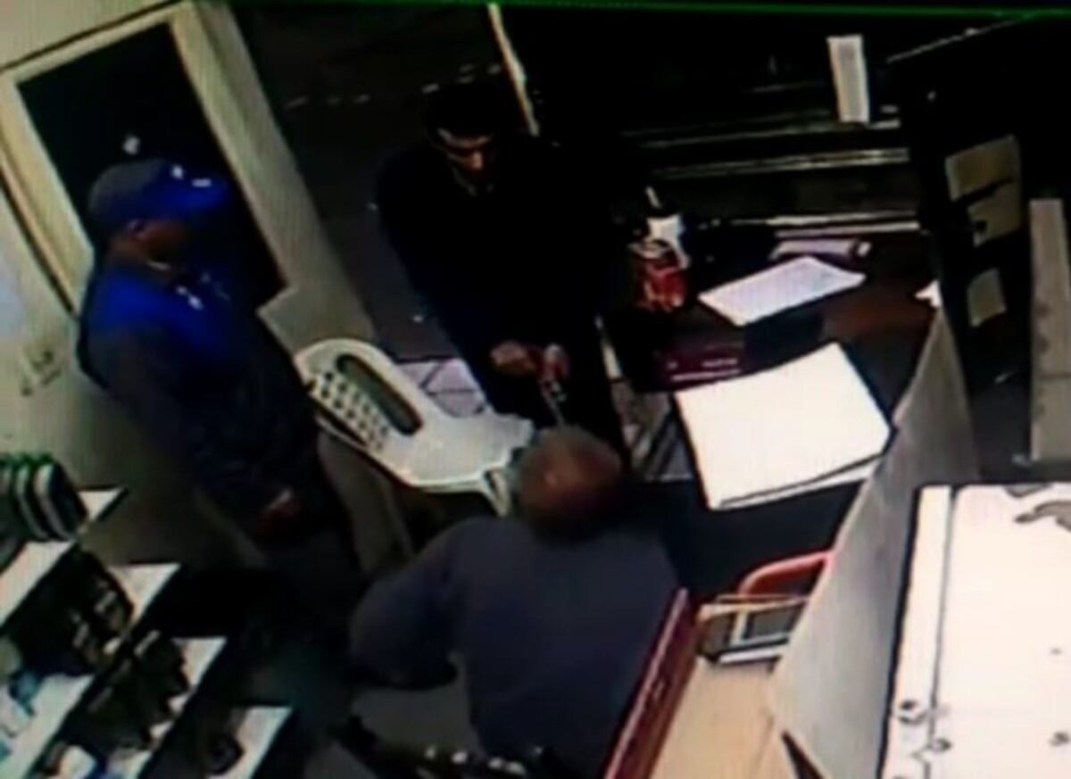 La Matanza: entró a robar en una estación de servicio y terminó muerto (Foto: captura video/Clarín)