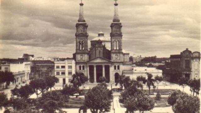 Aniversario 241º de Gualeguaychú. Foto del Archivo Histórico. Catedral San José.