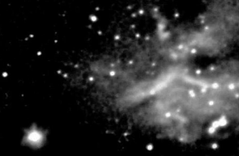 Descubren una estrella que se "come planetas"