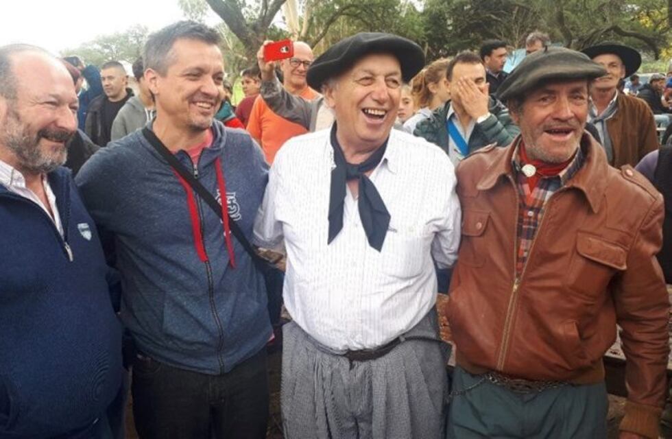 Gran asado campero en la Estancia "Don Ángel" para celebrar el Día del Trabajador