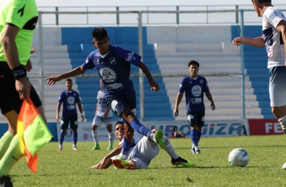 Juventud empató y perdió la categoría