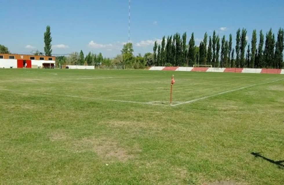 El Rojo debutará contra Villa Mitre en Bahía Blanca