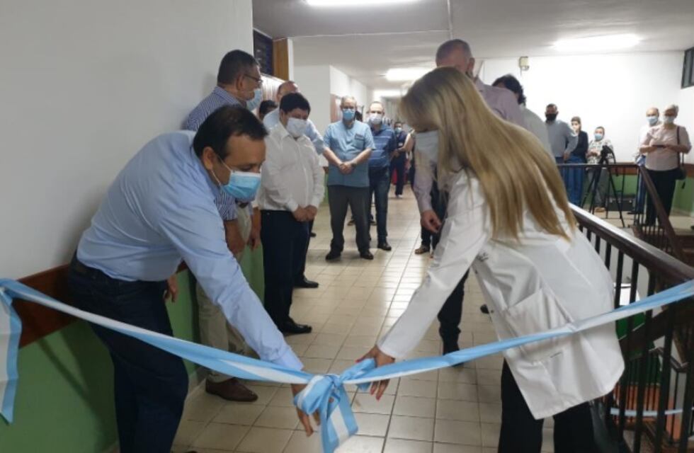 El gobernador inauguró las obras de internación y terapia intermedia del hospital de Eldorado
