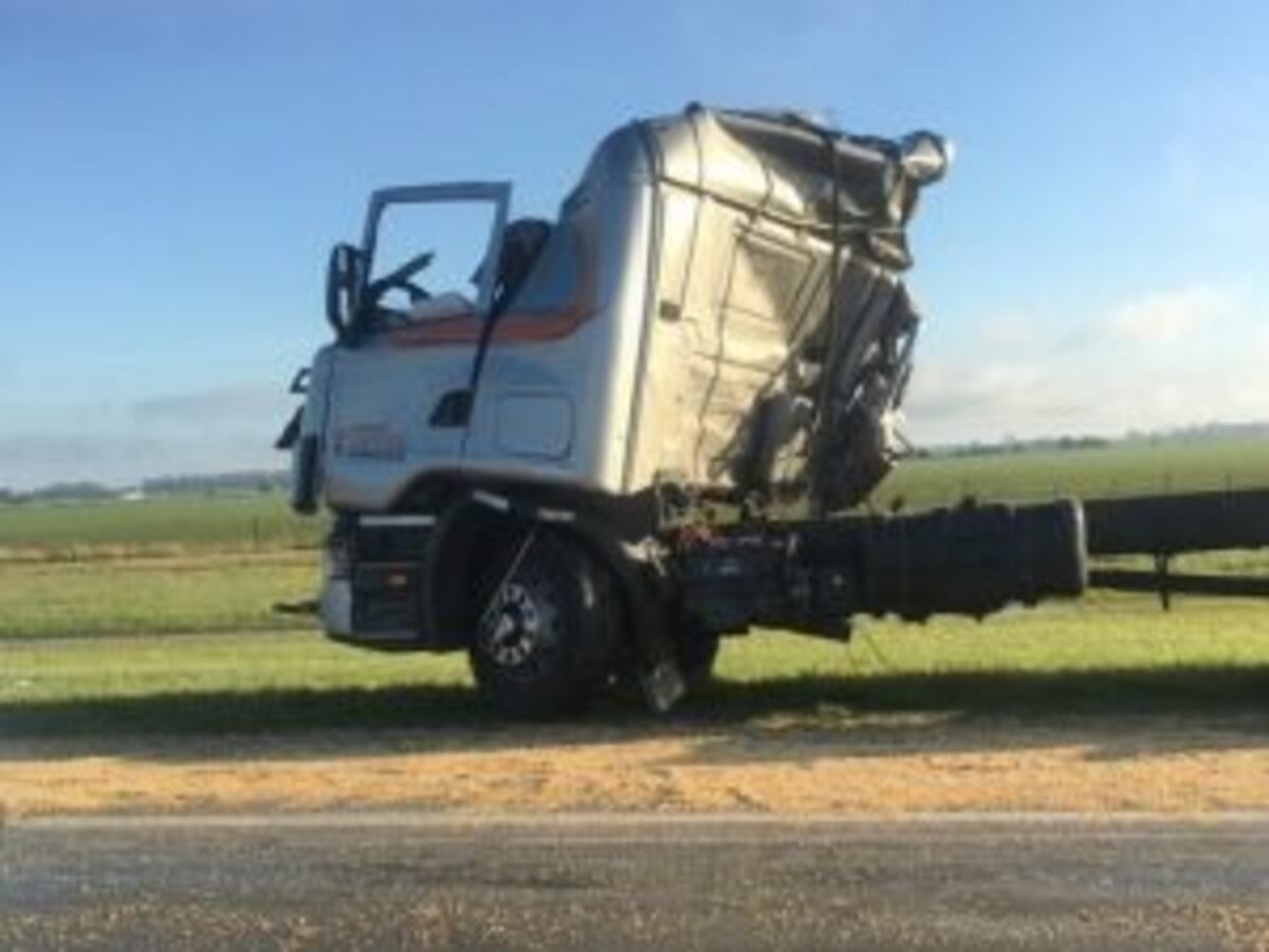 Kilu00f3metros de cola sobre la autopista en la mano a Rosario.