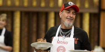 El Mono, cantante de Kapanga, en MasterChef.