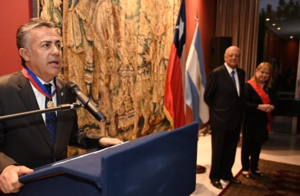 Cornejo: "Chile nos ha superado en estos años"