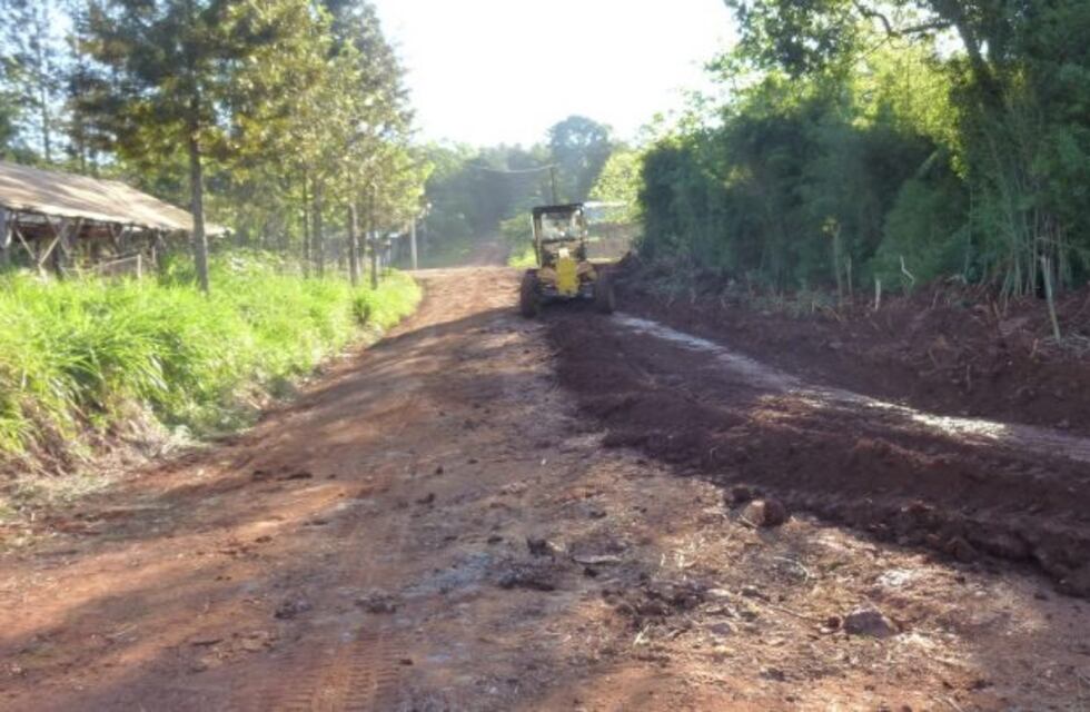 Obra públicas de Eldorado lleva adelante tareas en el barrio Koch