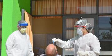 Se encargan de hisopar y de realizar test rápidos\u002E