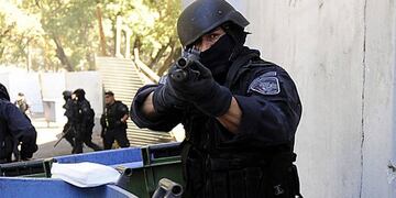 Carlos Del Frade opinó sobre el uso de armas de las fuerzas federales\u002E (Aire de Santa Fe)