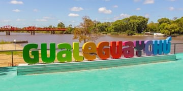 Portal de San José de Gualeguaychú - Costanera de la ciudad\nCrédito: Web