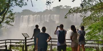 Los empresarios plantearon que reabrir las fronteras potenciaría el turismo\u002E